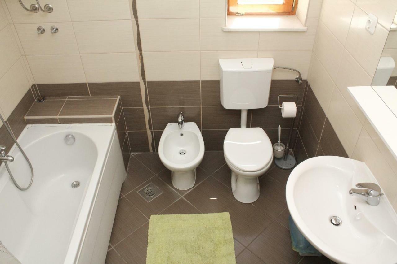 Apartman Morovic Sveti Filip i Jakov Exterior photo