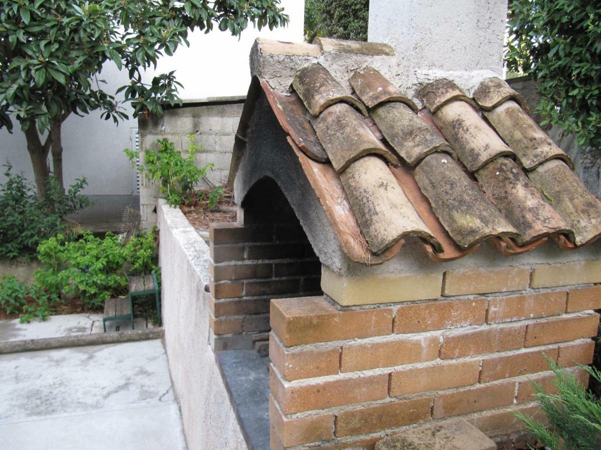 Apartman Morovic Sveti Filip i Jakov Exterior photo