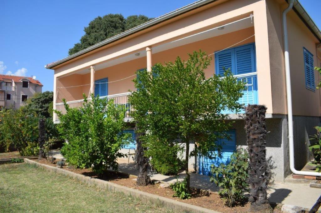 Apartman Morovic Sveti Filip i Jakov Exterior photo